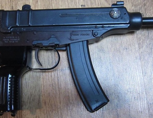 Уикипедия
Петър Христов е бил разстрелян с чешки картечен пистолет Скорпион