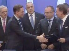 100 млн. евро от плана "Юнкер" отиват при братя Домусчиеви