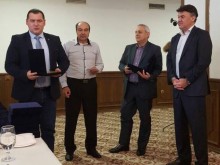 Боби Михайлов се срещна с клубове от Пловдив и региона, даде награда