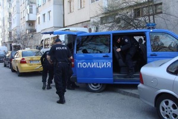 Апартамент е бил обран през незаключена входна врата в Пловдив