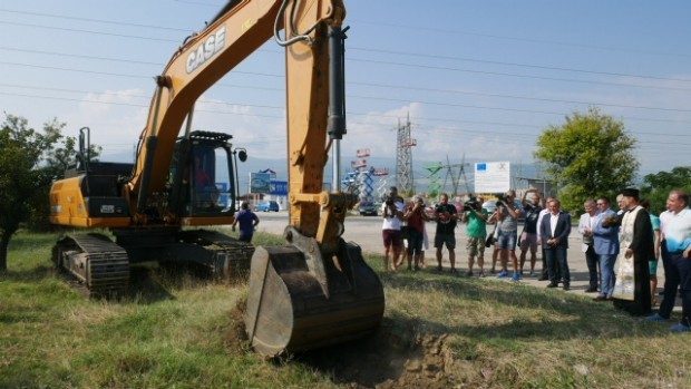 Община Пловдив предава изпълнението на кръговото кръстовище до караулката на