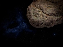 Гигантски астероид ще мине близо до Земята
