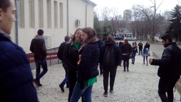 Със 128 повече са болните ученици днес във Варна и