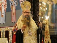 Известен пловдивски адвокат срина със земята църквата ни!