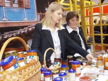 Хит в Пловдив! Сирене и кашкавал от магарешко мляко!
