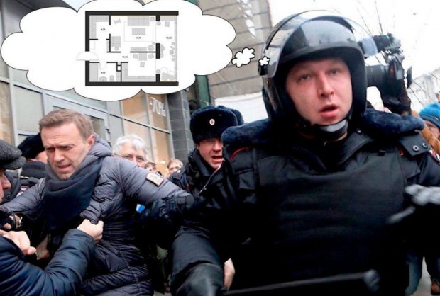 Руската полиция е натикала в патрулка и откарала опозиционния лидер
