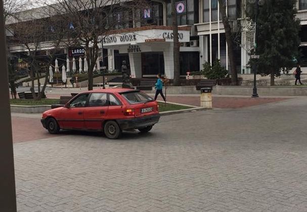 Varna24 bg от очевидци Очуканото возило се спусна от Севастопол към Фестивалния