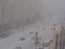 Мощен снеговалеж в Москва, има загинал