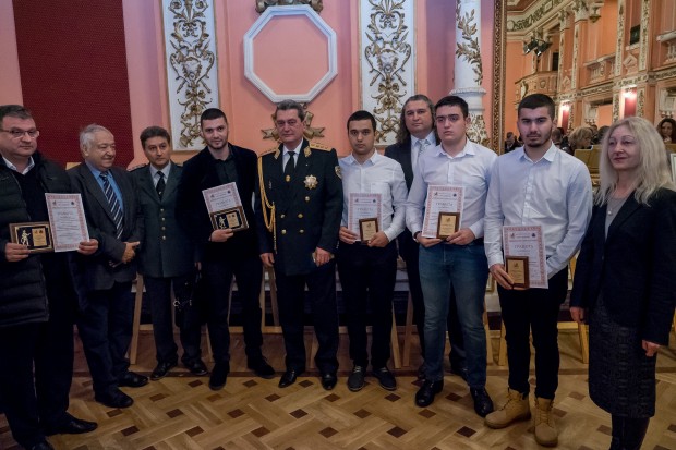 Поредно престижно признание получиха младият бургазлия Пламен Карашев и смелите