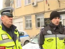 Проговориха полицаите, пребити от цигани в Ихтиман