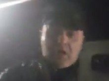 Полудял таксиджия се саморазправи с жена на пътя, раздаде юмруци
