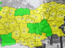 Жълт код за снежни виелици в почти цялата страна
