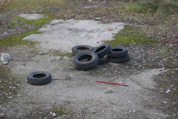 Пловдивчани се оплакаха от изгаряне на отпадъци от роми в района