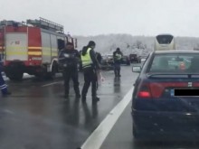 Петима са пострадали при тежката катастрофа на АМ "Тракия"