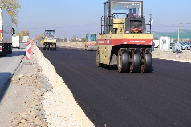 Ремонтът на Асеновградско шосе ще бъде подновен в края на