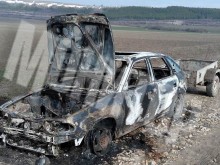 Шофьор изгоря жив в колата си