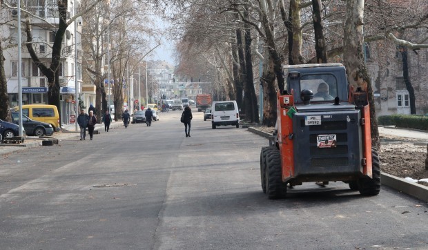 Приключило е асфалтирането на бул Васил Априлов Новината съобщи кметът