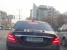 Пловдивчанин засне Mercedes-Maybach с необикновен номер - РВ ВВВВВВ