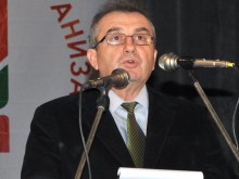Хванаха лидер на БСП да кара много пиян! Той с инфантилно оправдание
