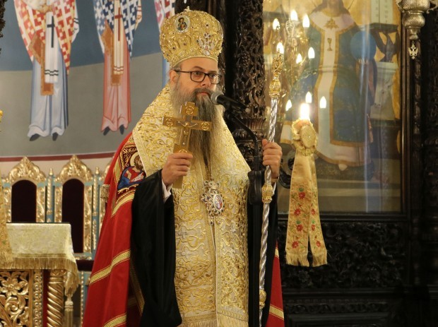 С думи на Свети Йоан Златоуст Пловдивският митрополит Николай отбеляза