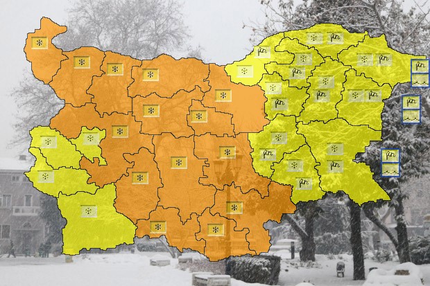 Жълт код за обилни снеговалежи е обявен за Варна за понеделник