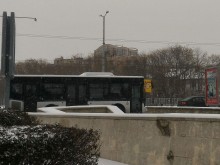 Автобусите в Пловдив уж нови, а шофьорите - с якета и шапки!
