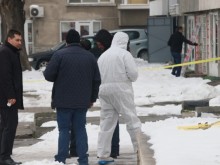 Пловдивчани на протест пред II РУП заради д-р Димитров