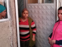 Жената на Плъха иска държавата да отпусне пари за издръжка на трите й деца!