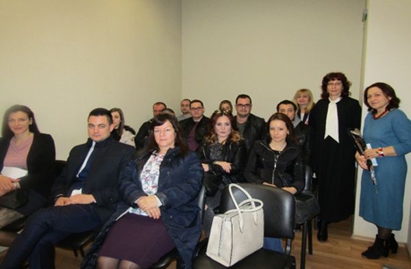 Група студенти от Икономически университет – Варна посетиха днес заседания