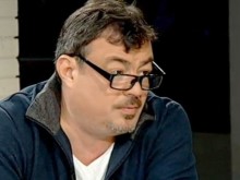 Ласкин оприличи Никол Станкулова на какаду с букли, поиска пак в казармата