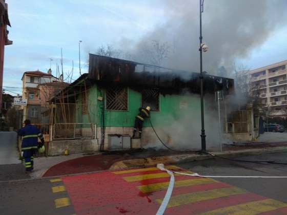 Burgas24 bg виж галерията
Сигнал за пожара до хотел Приморец за който