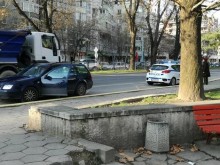 Шофьорка хваната да кара в насрещното по "Шести септември" в час пик