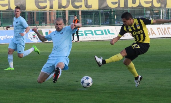 Ботев победи Дунав с 3:0 в мач от 26-ия кръг