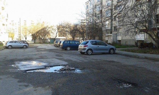 Blagoevgrad24 bg
Общините са заделили около 54 млн лева за запълване на дупки