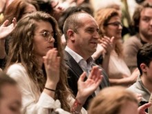Президентът за първи път показа голямата си дъщеря