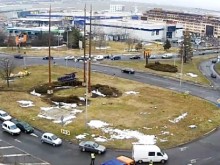 Джигити размахват пистолети на кръгово до "Метро"