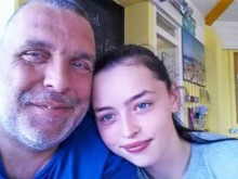 Тийнейджърка се омъжи за 46-годишен беззъб чичка, роди му деца, но съседите...