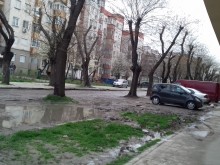 Тротоарът е химера...