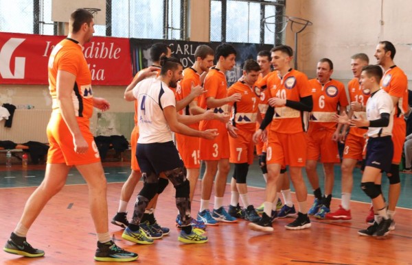 Волейболистите на Дунав Русе започнаха с победа в полуфиналния плейоф