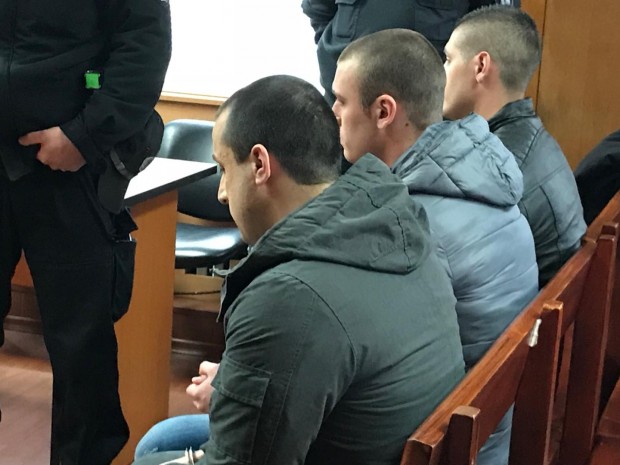 Varna24 bg Преди малко докараха в съда убийците на Нягол предаде