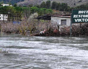 Обилните дъждове и пълноводието на българските реки Тунджа Арда и
