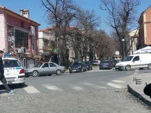 Патрулка хваната в крачка, погази закона в центъра на Пловдив
