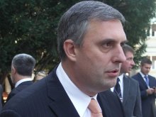 Калфин: Не сме канили Хилари Клинтън в Пловдив