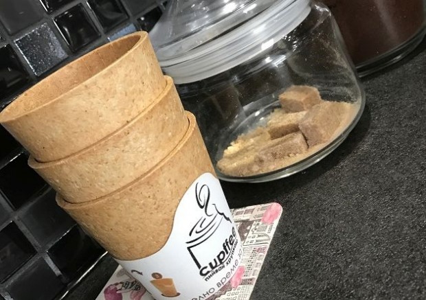 Пловдивска фирма която създаде първата в света ядлива вафлена чашка