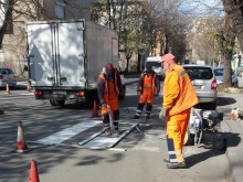 Полагат нова маркировка по пешеходните пътеки в Пловдив