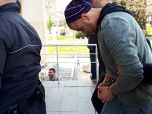 Рижата: Пуснете ме да си бачкам по строежите, имам приятели лихвари, те ще платят гаранцията!