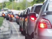 Голямото пътуване започна, има километрични тапи