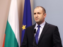 Президентът поздрави българите за Великден