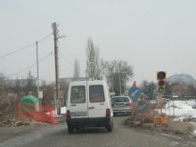 Големи задръствания по Коматевско шосе, ВиК чака омекване на времето