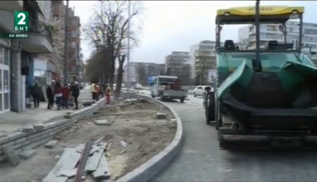 Живеещи в района автогарата във Варна сигнализираха, че достъпът до